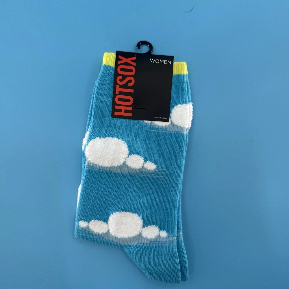 Hot Sox Women's Cloud Print Crew Socks Blue Sky Pattern Size 9–11 New